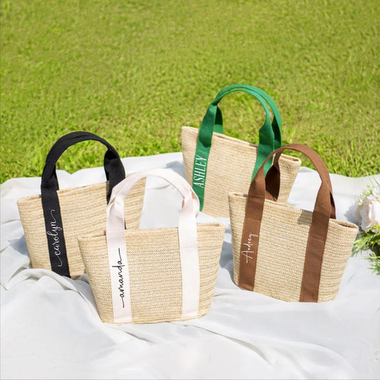 Personalized Straw Bag Small Beach Bag Custom Name Tote Bag, Bridesmaid Gifts, Bridesmaid Bags, Bachelorette Gifts, Girls Trip Bags